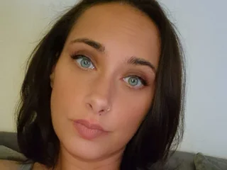 Lovelyy_Livvy profile