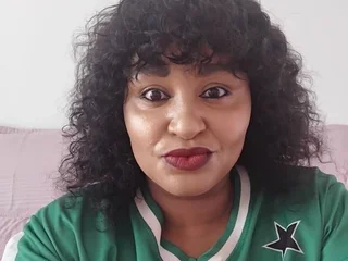 MadamCee profile