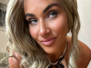 MiaMeeksXXX profile
