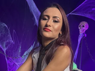 MiaTorrez profile