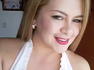 Mia_Multisquirter profile