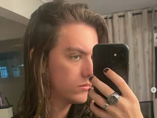 Negativity19 profile