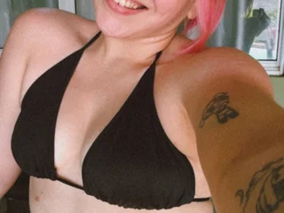 NickyMooncam profile