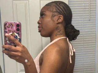 RoyaltyDimples