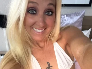 SeXXXYSkyyy profile