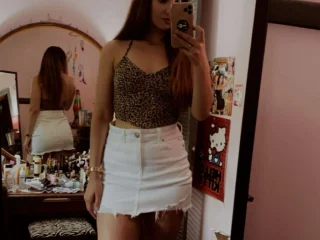 SexySara_18 profile