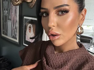 VelvetVonBlack_UK profile