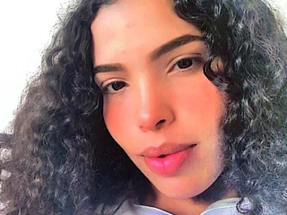 africaandthomas101cm