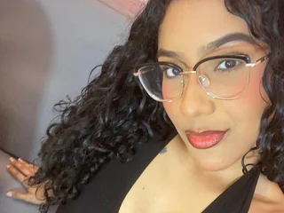 brunettegirl18 profile