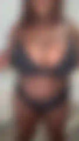 Just let those huge tits drop