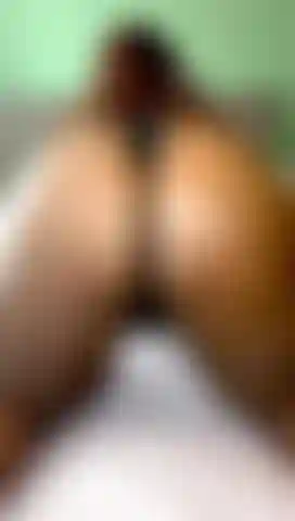 Juicy Big Ass Twerk