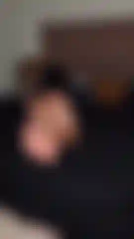 Feets lovers ? Naked for u