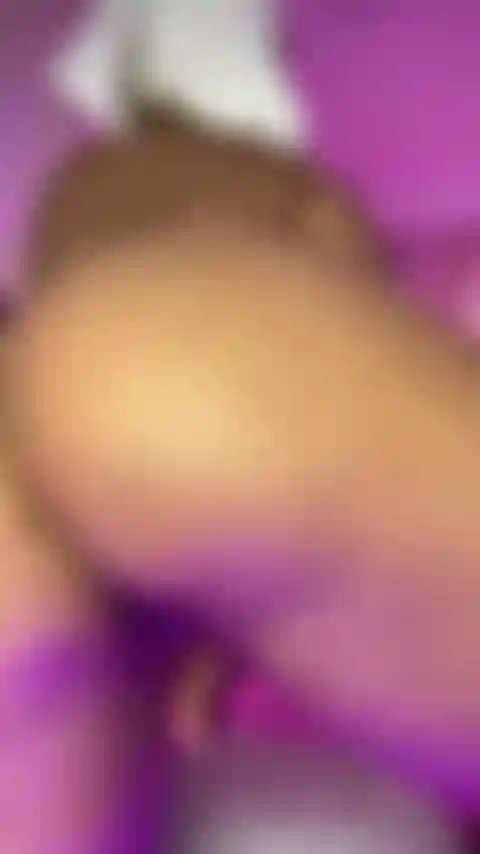 Look how my vagina juices run down my legs
