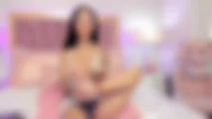 I Love so bad to lick my feet and suck my toes.. im really flexible