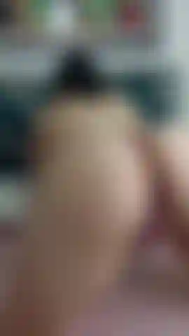 get lost in the shaking of my ass