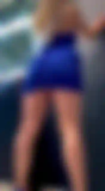 Subtle touches, slow movements and the art of generating desire with one look at a time.