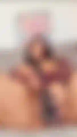 Watch me cum on a bbc with domi!