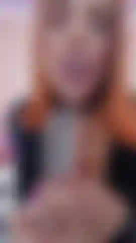 girl hot blow job
