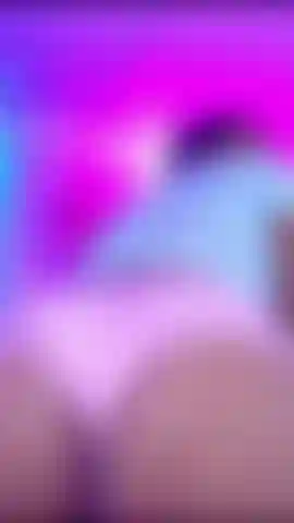 Twerking hot in panty