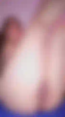 I love playing with my pussy