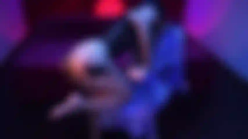 1 minute and a half pounding my butt with delicious spanking!