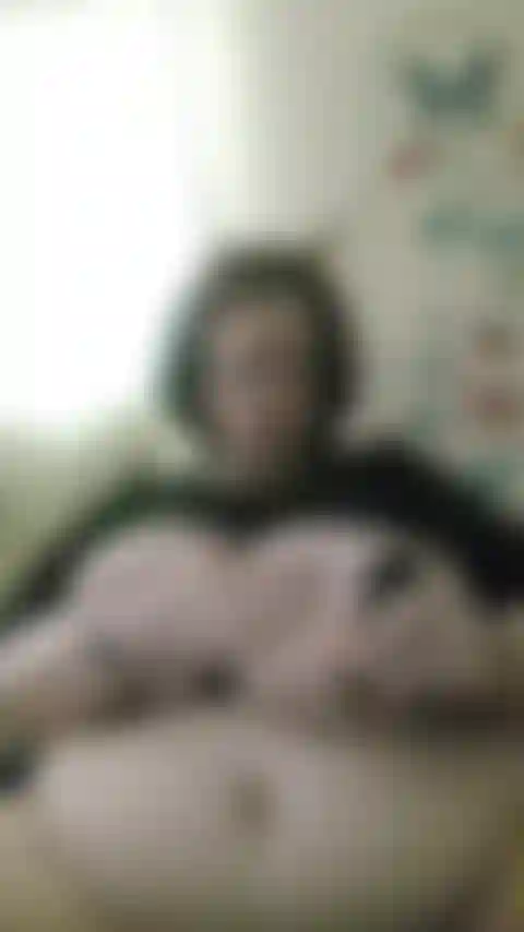 Cumming with new penguin vibe ;)