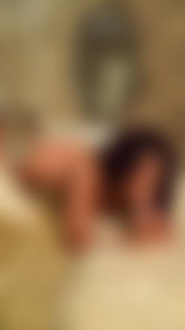 Sexy blowjob in doggystyle!