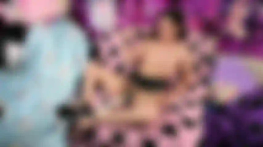 O-Belt Bondage in Stilettos