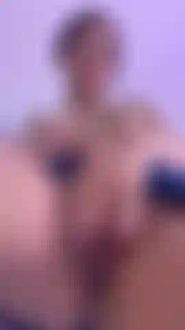 fucking my pussy with my fingers full of saliva