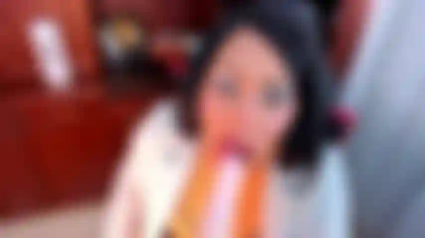 BLOWJOB IN THE OFFICE