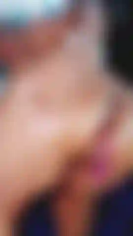 Mature with big ass in oil.