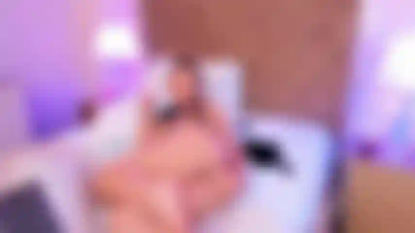 My tight ass is screaming for that cock.