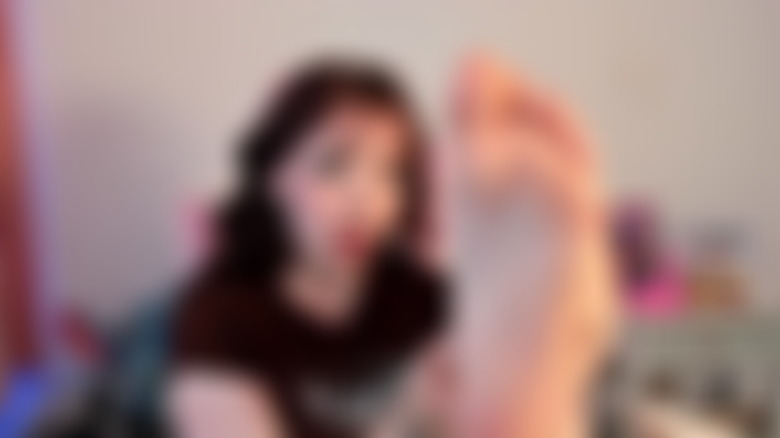 Suck feet.