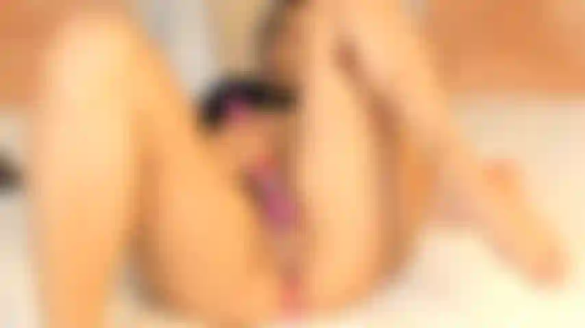 Testing my toys in my pussy