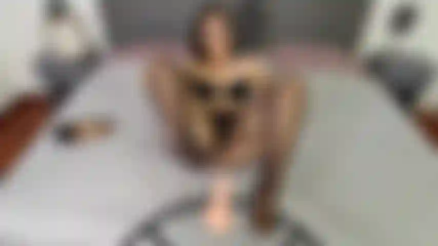 Footjob-Nylons-oiled