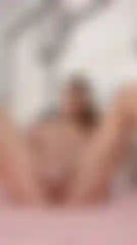 Dildo play with happy ending