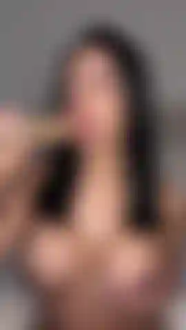 Let me suck your dick, do u like deep and sloopy?