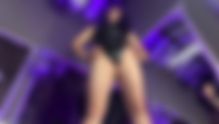 Gigant woman 3/3.
