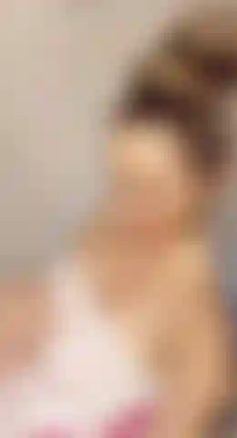 Anita Dark's Hot Soapy Bath / Pussy Play