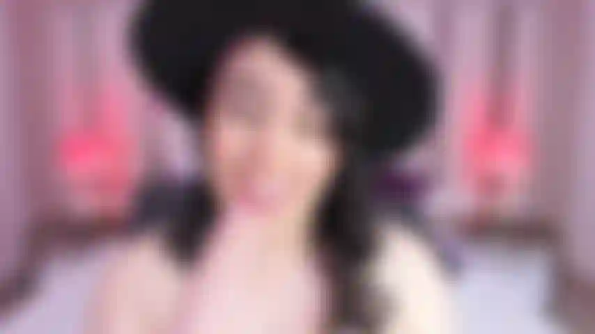 A good blowjob with my sweet mouth...