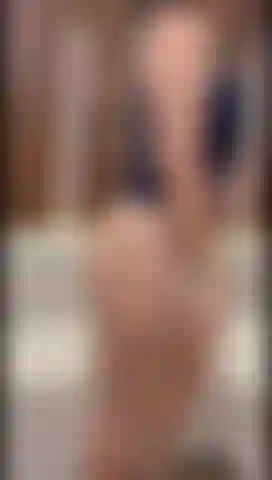 seducing you with my curves