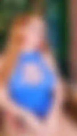 Making myself cum with my plug in wand and my fingers...
With some added dirty talk...
I am so wet, cum watch me play!
