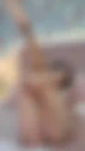 Enjoy a sexy and sensual show that will leave you very excited.