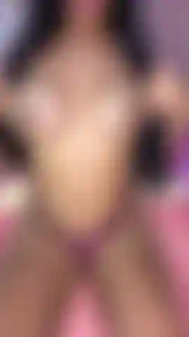 Show tits very hot