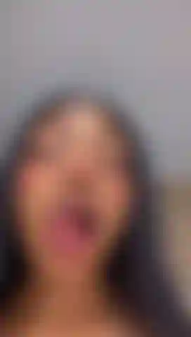 I'd love to spit on ur cock while u slap my tits