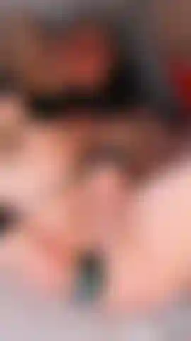 watch how your submissive plays