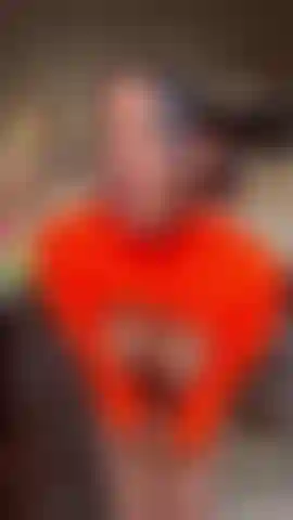 SUCKING YOUR COCK WHILE I MAKE THE BREAKFAST