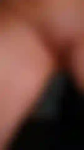 you oil my shaved pussy