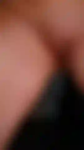 adore my shaved hairless summer-pussy