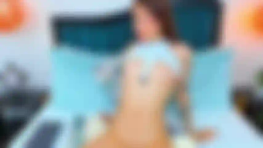 Feel how my tits squeeze for you... And my pussy beats waiting for your cum inside..